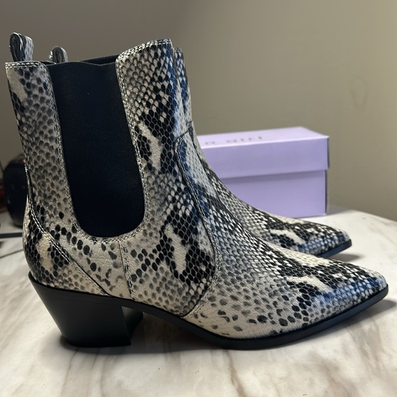 Paige snakeskin embossed leather boots. New never worn with box and dust bags. - Picture 7 of 13